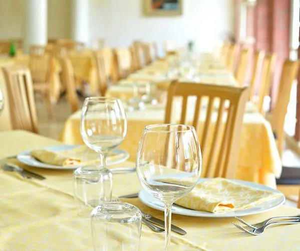 Terme Maiella מלון קרמאניקו טרמה